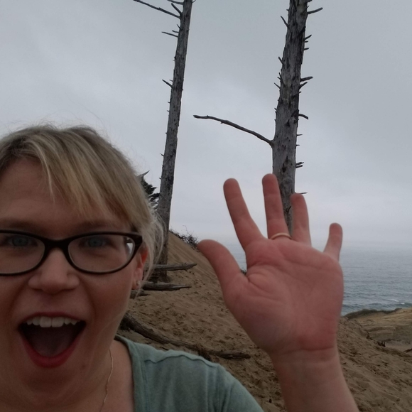 Meet your Posher, Stefanie - Picture 1 of 1